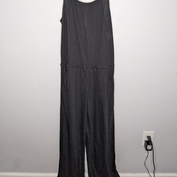 Becca Women's Black Sleeveless Breezy Basics Jumpsuit Size M NWT - Picture 3 of 14